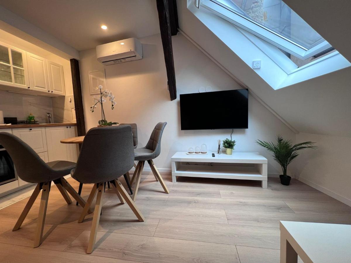 Studio Apartman Mia ザグレブ エクステリア 写真